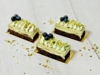 pistaciovy-rez-vegan